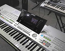 Yamaha Tyros.jpg