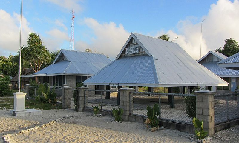 Archivo:Abaiang Council Office.jpg