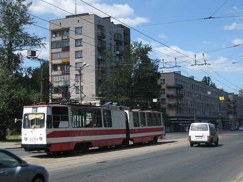 Файл:Spb tram.jpg