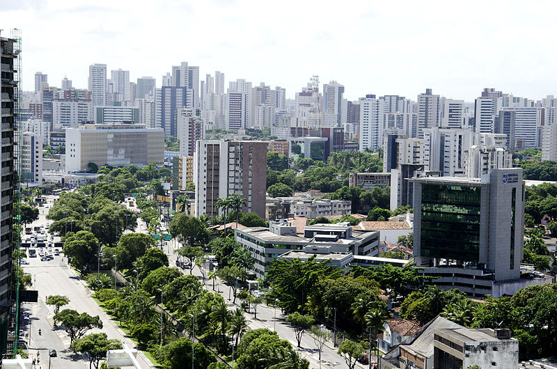 File:Avenida Agamenon Magalhães Recife.jpg