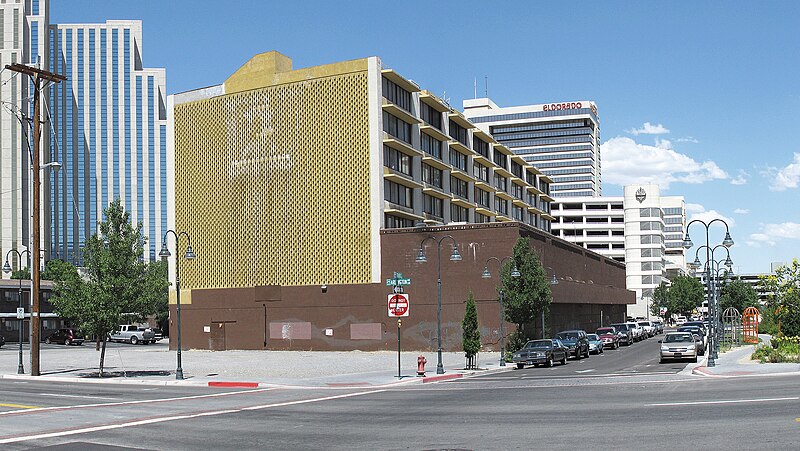 File:Downtown Reno (cropped).jpg