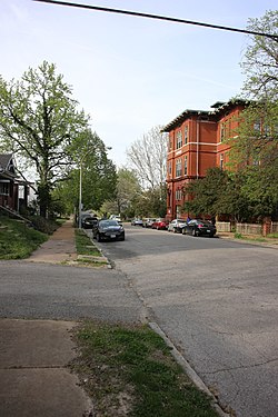 Mount Pleasant houses and school, April 2017