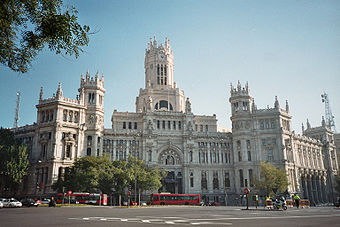 Cibeles Square: Palacio de Comunicaciones.