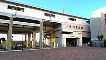 JREast-Keiyo-line-JE09-Ichikawashiohama-station-entrance-south-20220101-154309.jpg