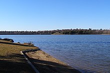 Lake Ginninderra.jpg