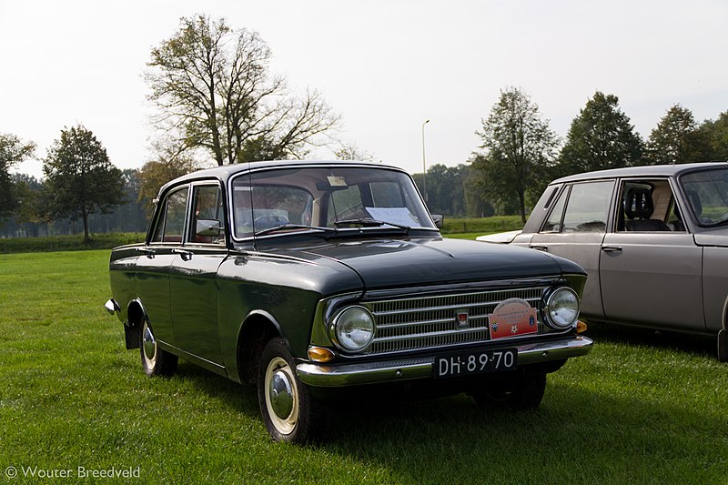 File:Moskvitch 412 (6179057132).jpg