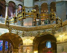 Candelero de Federico I Barbarroja, emperador del Sacro Imperio, catedral de Aquisgrán