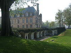 Le château et le cryptoportique.