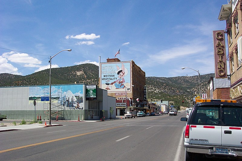 File:DowntownElyNV.jpg