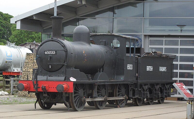 File:J21 No.65033 at Shildon.jpg