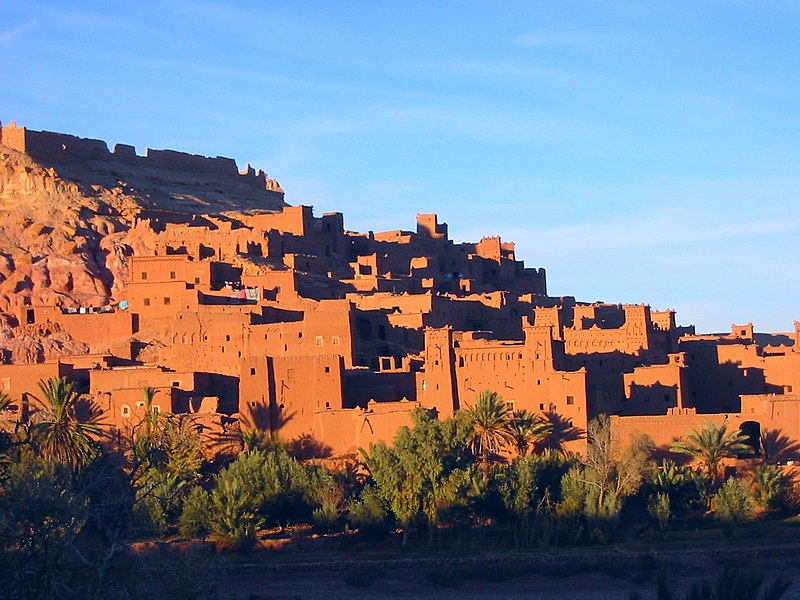 Archivo:Kasbahs in Aït Benhaddou.JPG