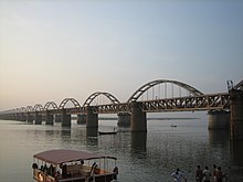 Rail bridge godavari.jpg