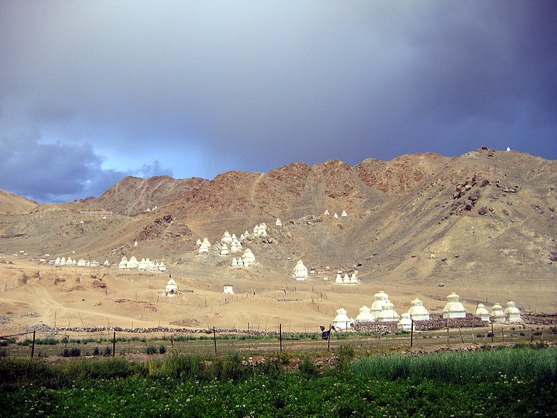 Файл:Chortenladakh.jpg