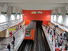 Metro Tacuba L7.jpg