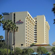 Paradise Pier Hotel 2014.jpg