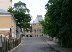 Якиманский переулок. Вид на Большую Якиманку и Дом Игумнова