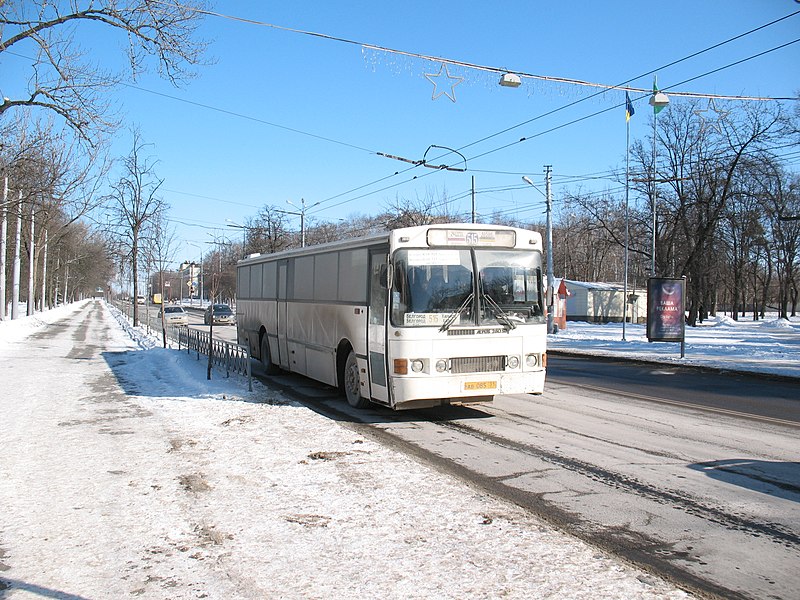 Файл:Харьков Белгород автобус зимой.JPG