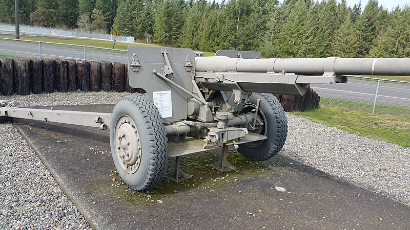 File:JBLM Artillery.jpg