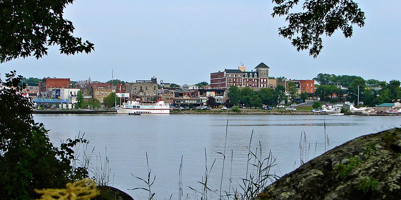 File:Kenora ON skyline.JPG