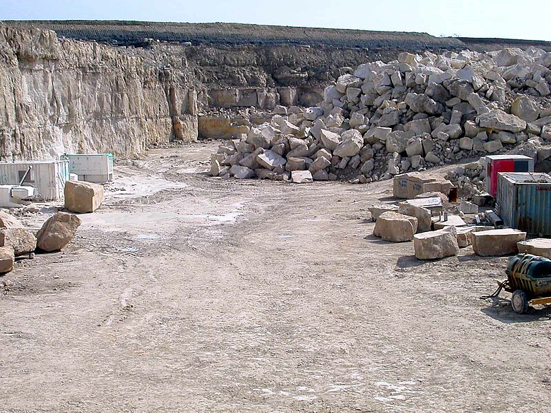 File:PortlandQuarry.jpg