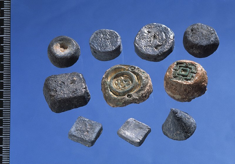 File:Llanbedrgoch Viking weights.jpg