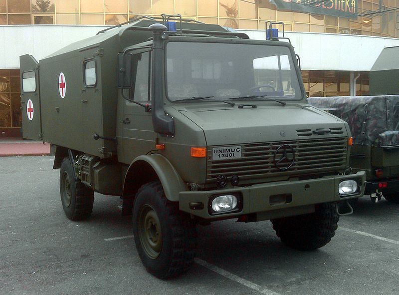 Файл:Mercedes Unimog Ukraine.jpg