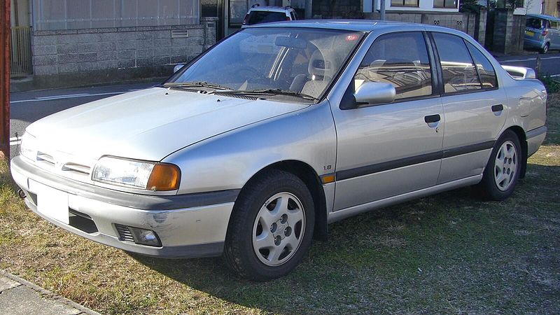 File:Nissan Primera 1990.jpg