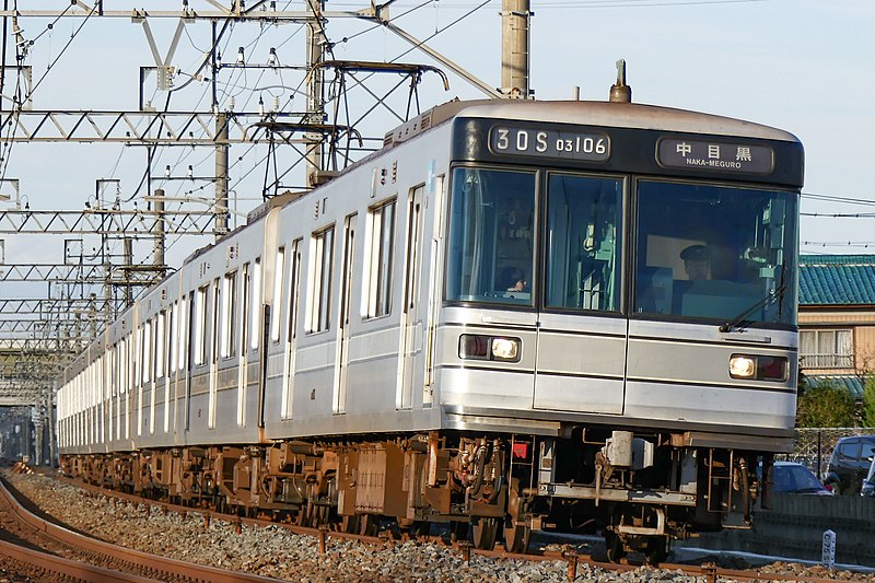 File:Metro-03series.jpg