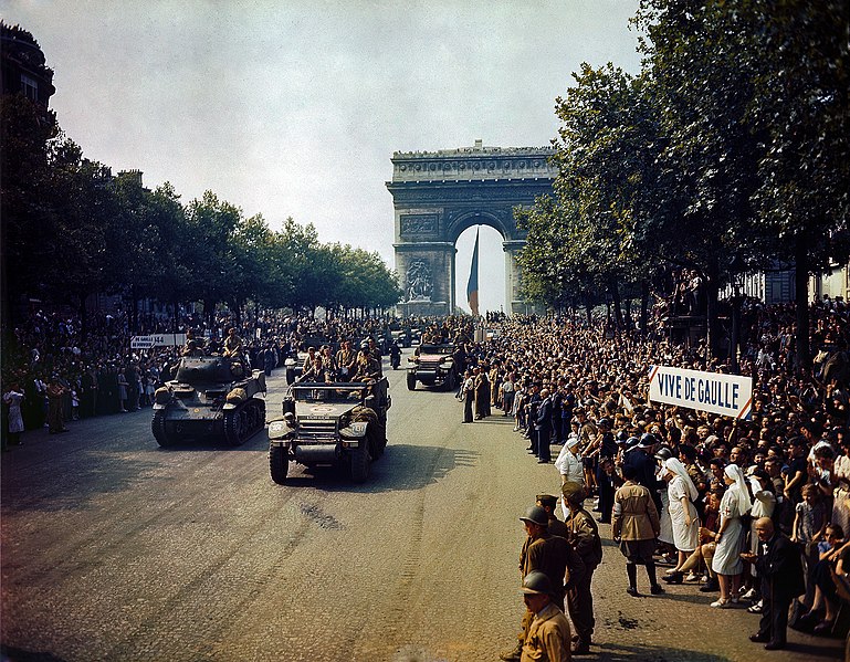 File:Paris1944-improved.jpg