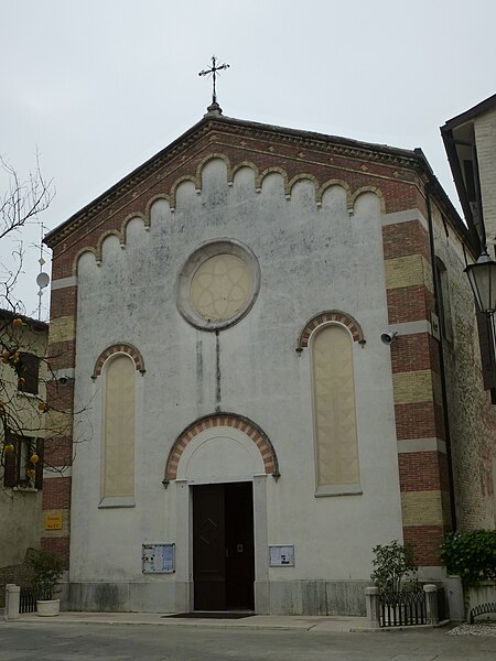 File:Portobuffolè Duomo FoNo.jpg