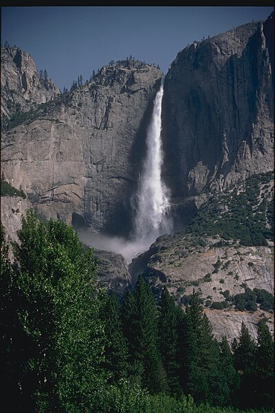 File:Yosemite Falls-600px.jpg