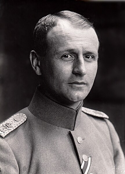 File:Albert Tafel (1876-1935).jpg