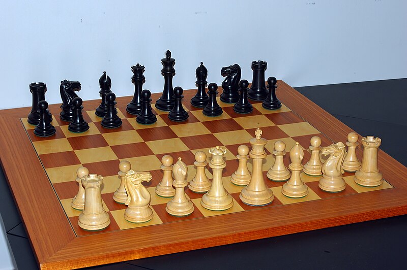 File:ChessStartingPosition.jpg