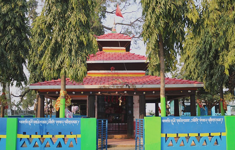 File:Dakneshwori Temple.jpg