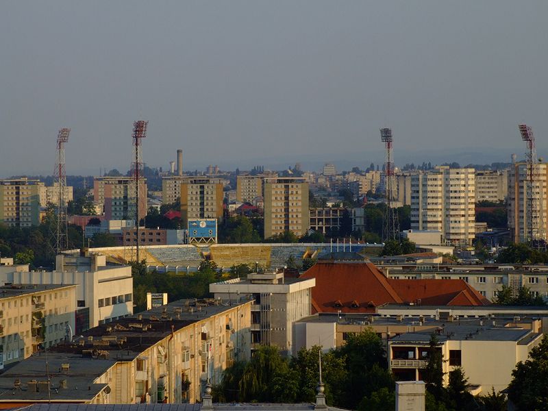 Archivo:BacauStadium.jpg