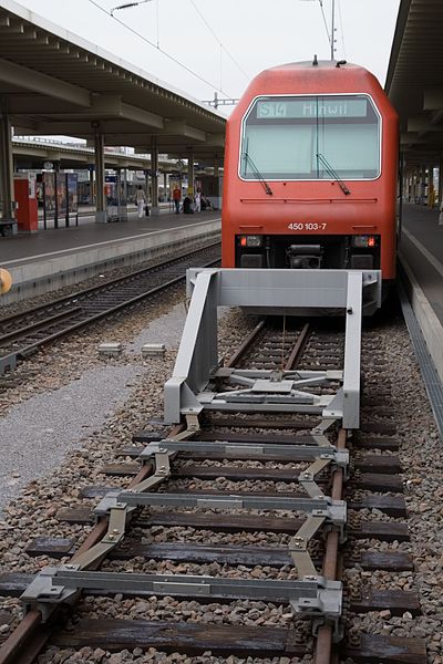 File:Buffer stop zurich.jpg