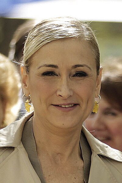 Archivo:Cristina Cifuentes 2015f (cropped).jpg