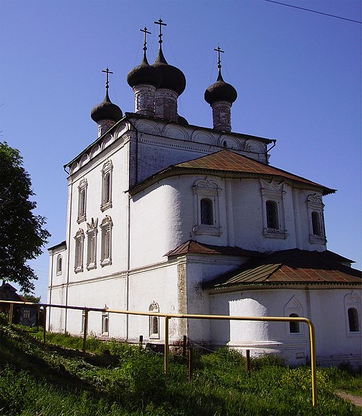 Archivo:Voskresenskaya Church.jpg