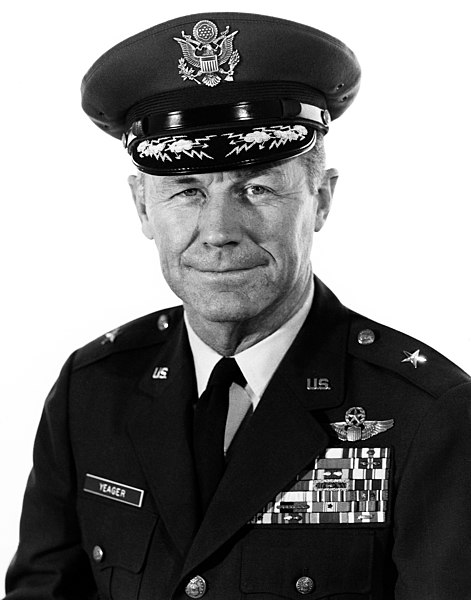 File:ChuckYeager.jpg