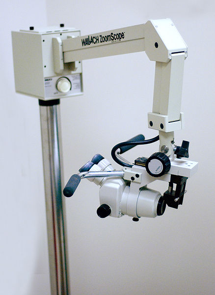 File:Colposcope.jpg