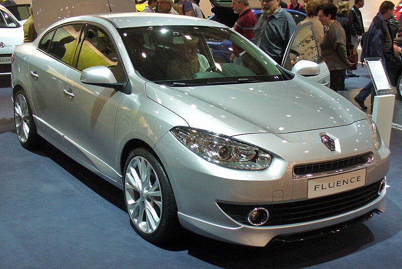 Файл:Renault Fluence.JPG