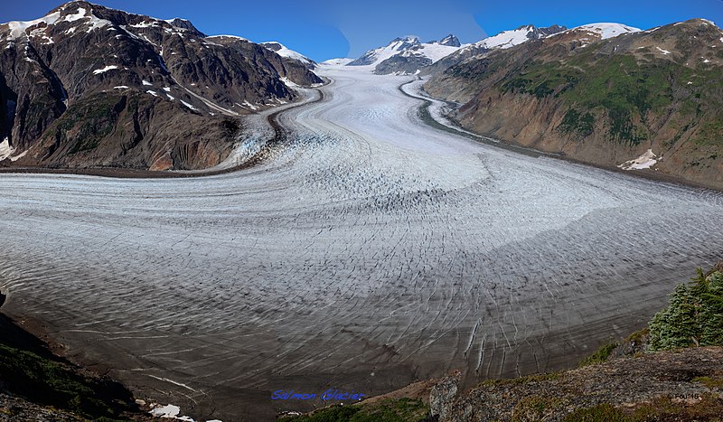 File:Salmon Glacier 3-2.jpg (21567757921).jpg