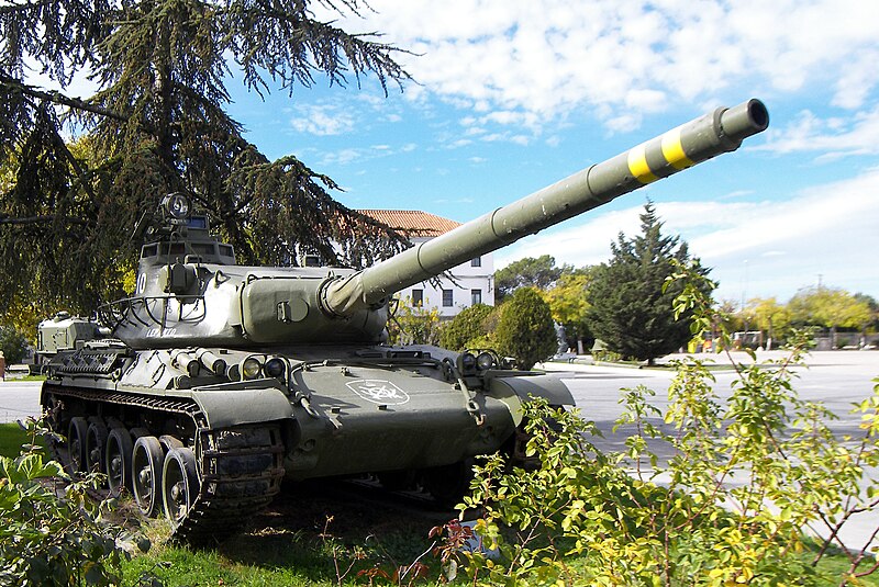 File:AMX30 afar.jpg