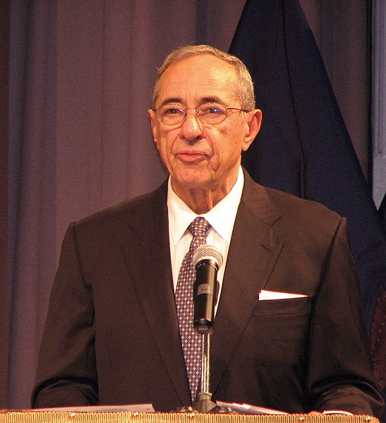 Файл:GovernorMarioCuomo.jpg