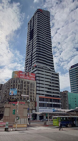 File:Kee Tai Zhongxiao 20221122.jpg