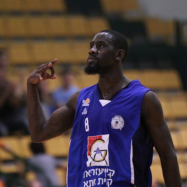 File:Sir'Dominic Pointer Nov-2016.jpg