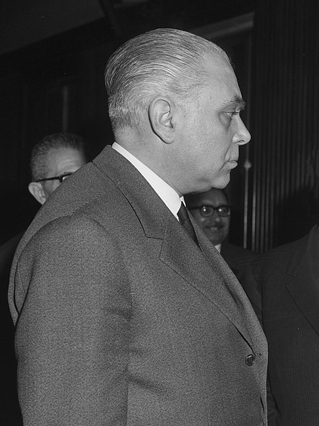 File:Bernardo Mattarella 1964.jpg