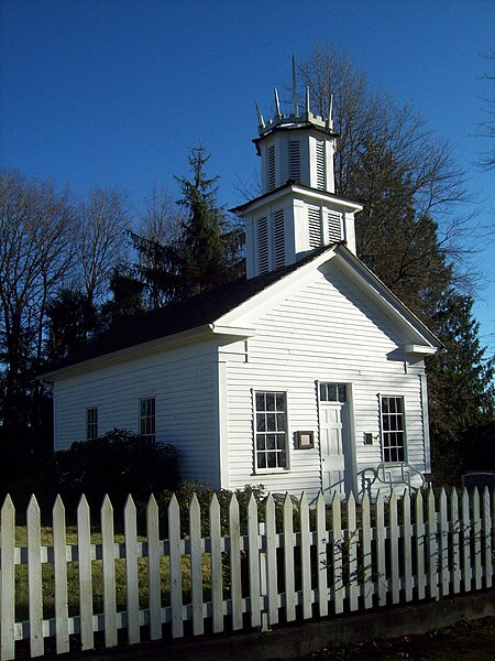 File:Claquato Church 2012.JPG