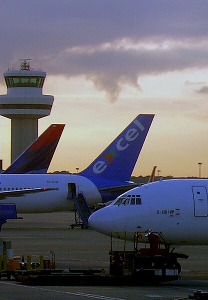 File:Gatwick airport sunset.jpg