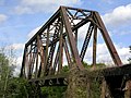 Truss bridge